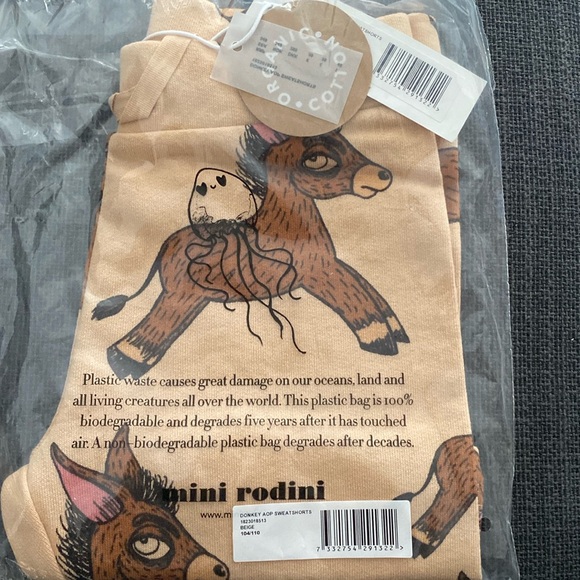 Mini Rodini Donkey AOP Sweatshorts NWT - Picture 4 of 6